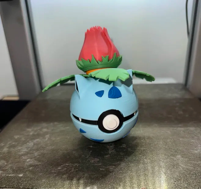 Ivysaur Character Ball